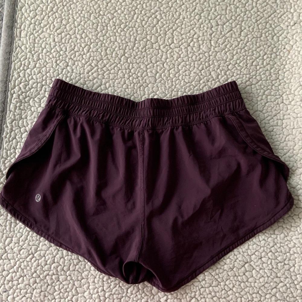 Lululemon Hottie hot short size 4